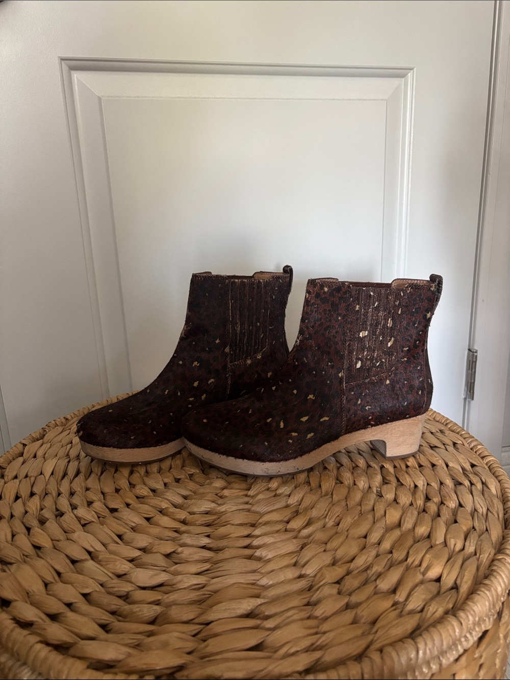 Madewell Ponyhair Leopard Print Ankle Clog Boots - Classic Casual Style